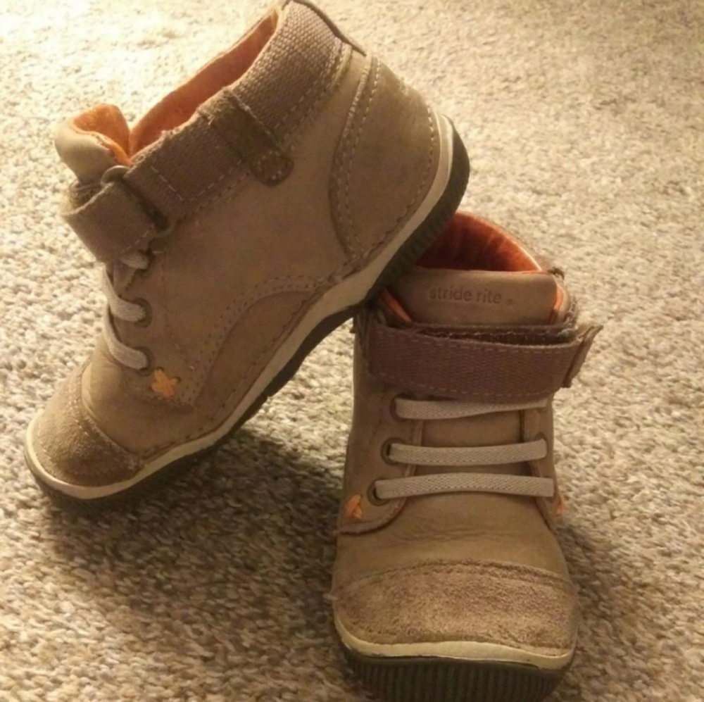 Stride Rite Boys Shoes